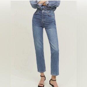 Reformation Cynthia High Rise Relaxed Raw Hem in Medium Wash San Lucas Size 28